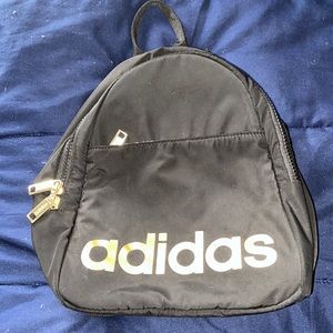 Adidas mini pack🖤